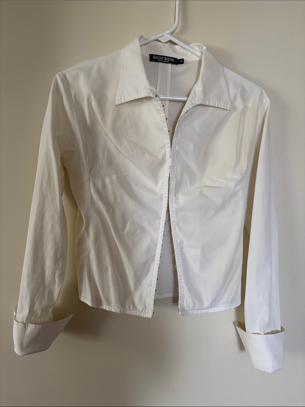 Bisou Bisou Cream Button-Front Collared Blouse